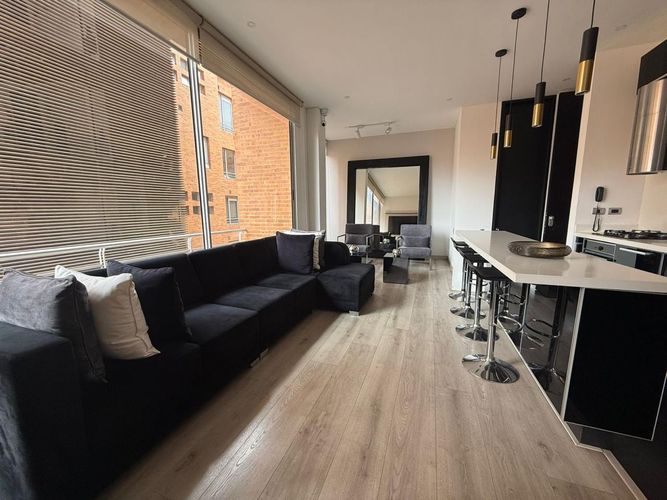 Apartamento de 1 alcoba en venta en Los Rosales, Bogotá, 81 m² · foto 11 de 17