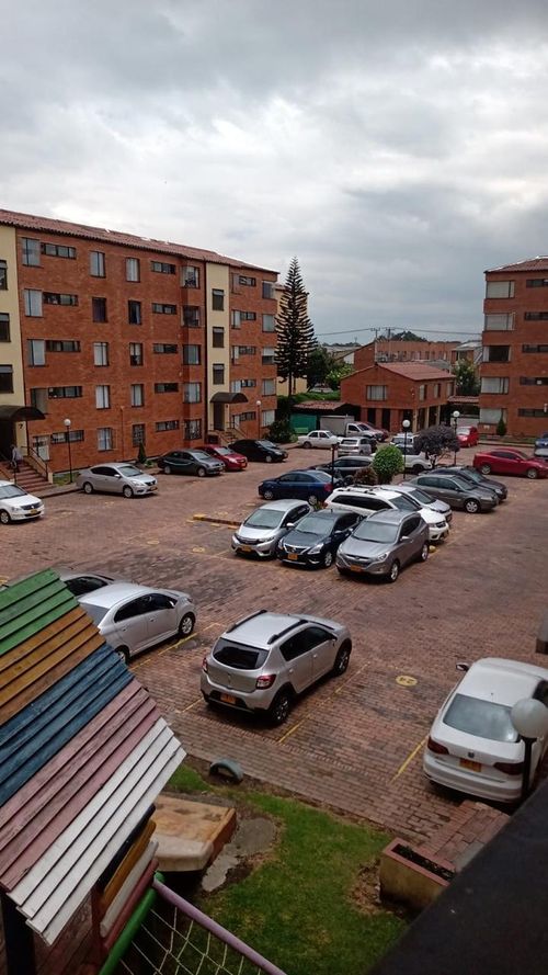 Apartamento de 3 alcobas en venta en Bolivia, Bogotá, 89 m² · foto 10 de 10