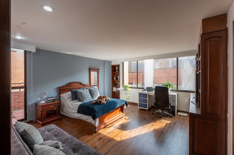 Apartamento de 4 alcobas en venta en Santa Barbara, Bogotá, 361 m² · foto 13 de 24