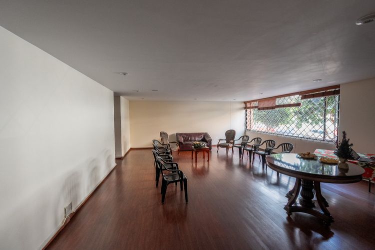 Apartamento de 4 alcobas en venta en Santa Barbara, Bogotá, 361 m² · foto 17 de 24