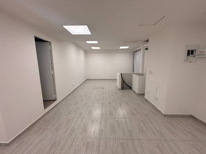 Local en arriendo en Campo Amor, Medellín, 47 m² · foto 3 de 6