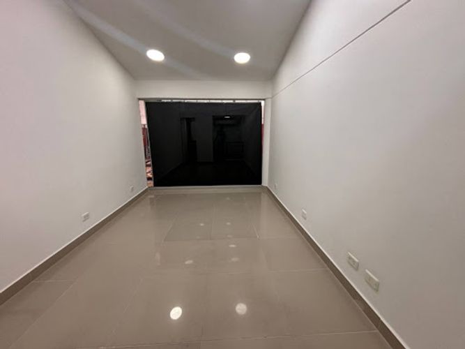 Local en arriendo en Campo Amor, Medellín, 36 m² · foto 3 de 6