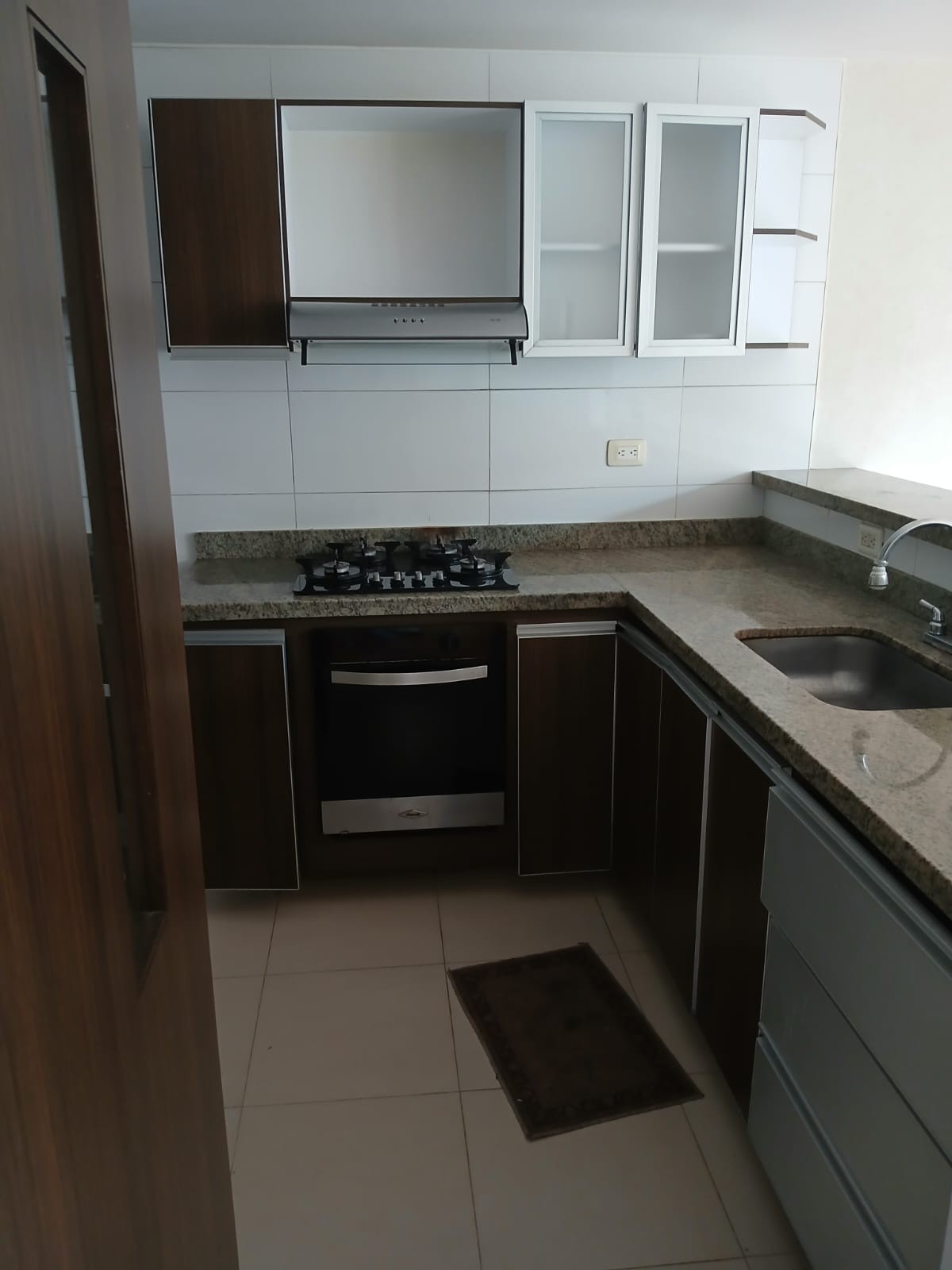 Apartamento en venta en Mazuren, Bogotá · foto 4 de 13