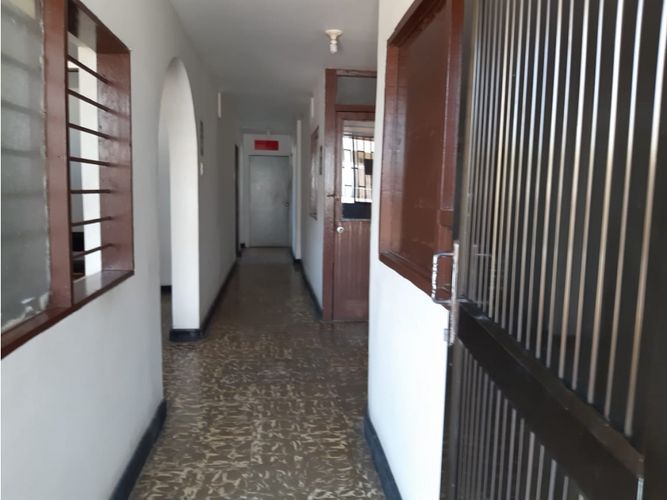 Casa de 4 alcobas en venta en Ciudad Jardin, Barranquilla, 230 m² · foto 2 de 24