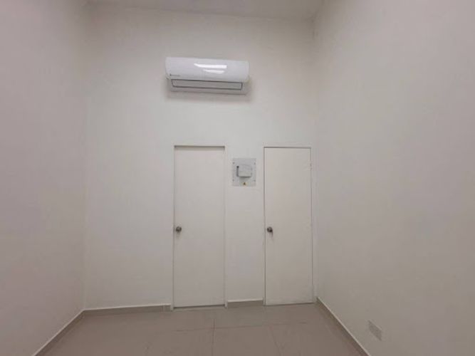 Oficina en arriendo en Campo Amor, Medellín, 48 m² · foto 2 de 5