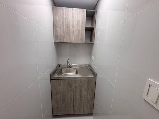 Oficina en arriendo en Campo Amor, Medellín, 48 m² · foto 3 de 5