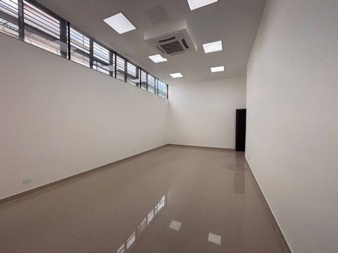 Oficina en arriendo en Campo Amor, Medellín, 52 m² · foto 3 de 6