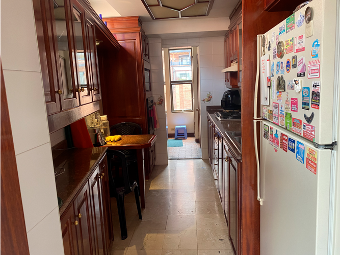 Apartamento de 4 alcobas en venta en Los Rosales, Bogotá, 220 m² · foto 7 de 24