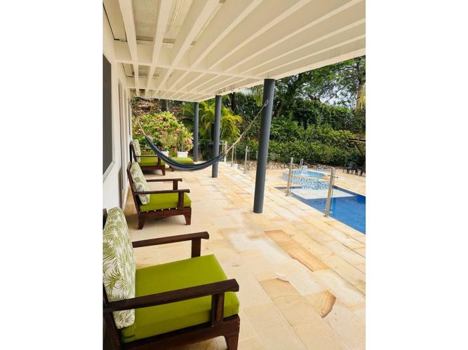 Casa de 4 alcobas en venta en Las Palmas, Ricaurte, 227 m² · foto 4 de 24