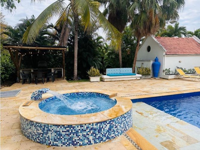 Casa de 4 alcobas en venta en Las Palmas, Ricaurte, 227 m² · foto 5 de 24