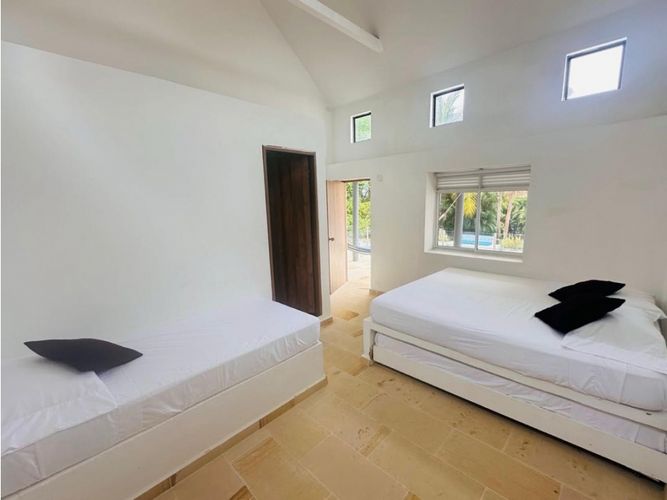 Casa de 4 alcobas en venta en Las Palmas, Ricaurte, 227 m² · foto 17 de 24