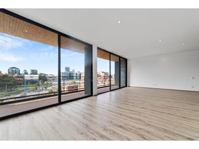 Apartamento de 2 alcobas en venta en Santa Paula, Bogotá, 158 m² · foto 6 de 13