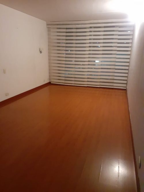 Apartamento en venta en Hayuelos, Bogotá · foto 6 de 18