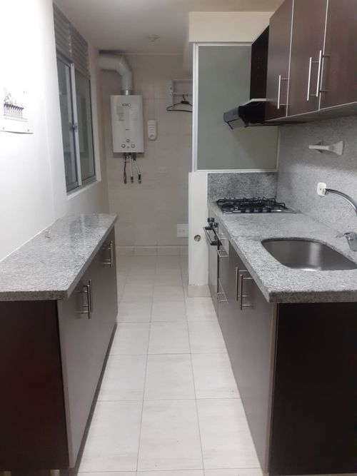 Apartamento en venta en Hayuelos, Bogotá · foto 4 de 18