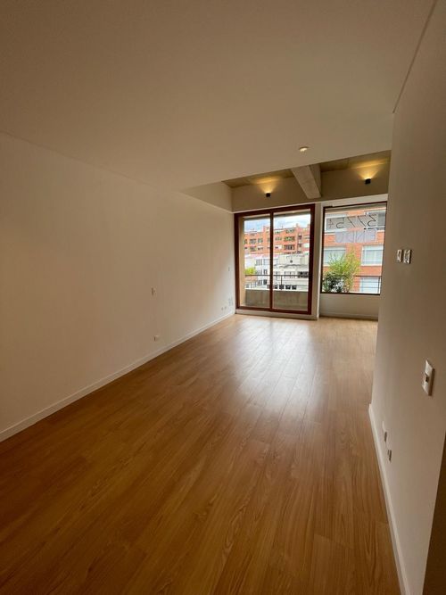 Apartaestudio en venta en El Virrey, Bogotá, 54 m² · foto 10 de 17