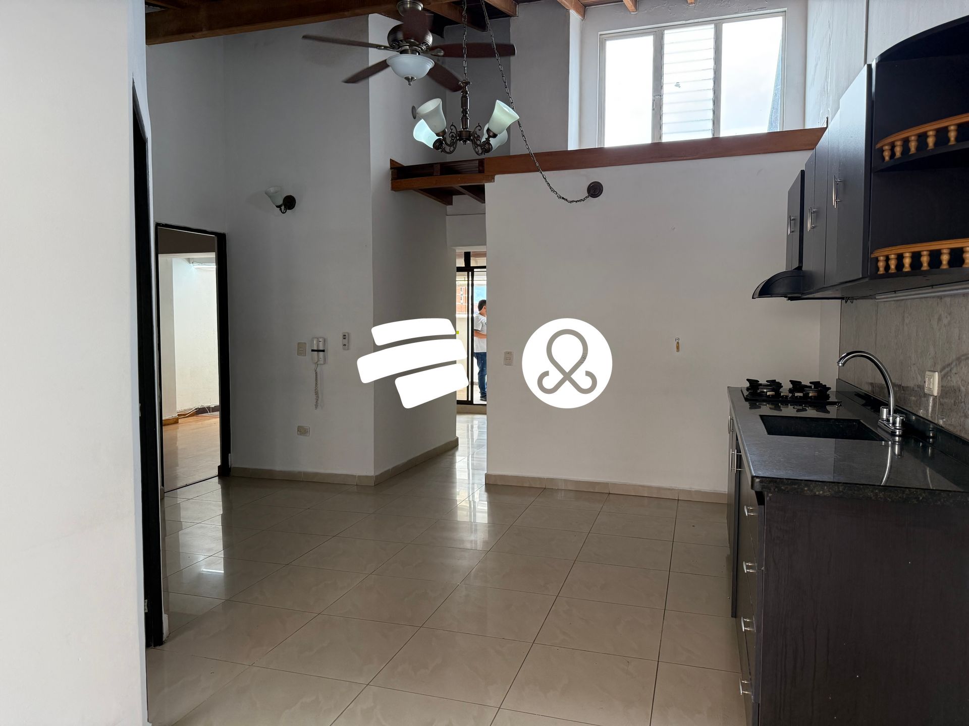 Apartamento en venta en Poblado Del Sur, La Estrella · foto 2 de 24