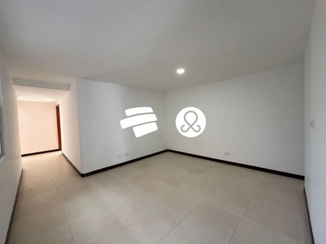 Apartamento de 3 alcobas en venta en Laureles, Medellín, 143 m² · foto 10 de 19