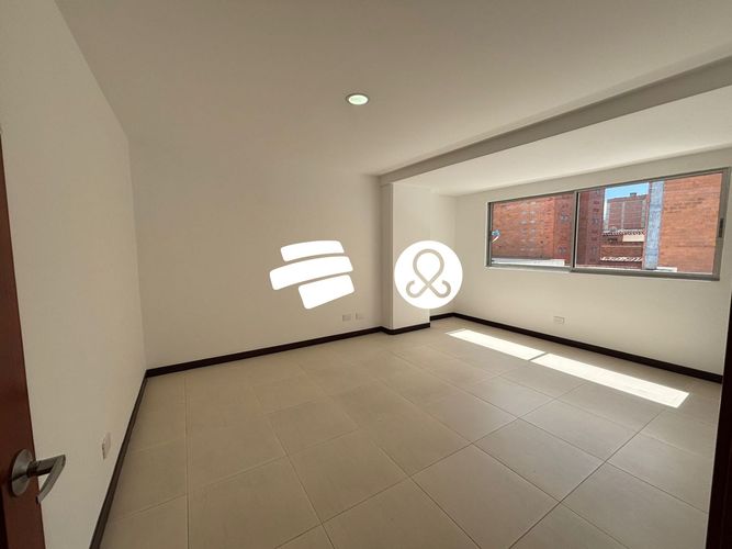 Apartamento de 3 alcobas en venta en Laureles, Medellín, 143 m² · foto 13 de 19