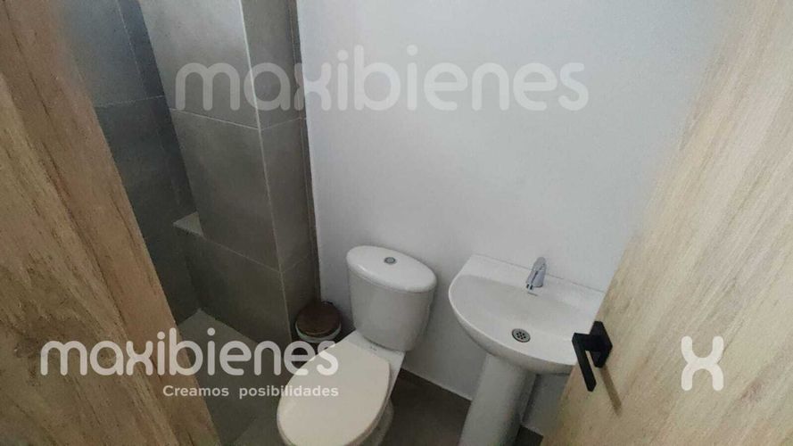 Casa de 3 alcobas en arriendo en El Salvador, Apartado, 280 m² · foto 5 de 21
