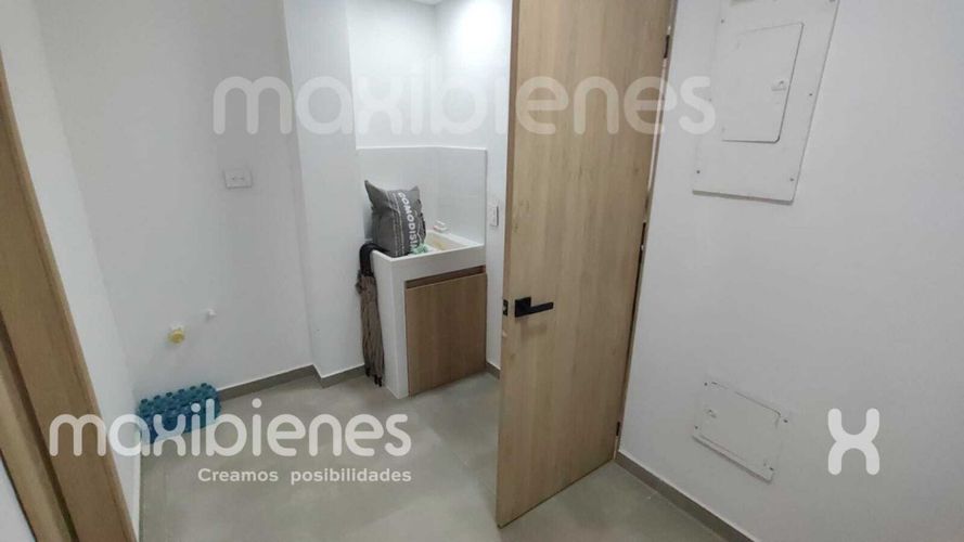 Casa de 3 alcobas en arriendo en El Salvador, Apartado, 280 m² · foto 6 de 21