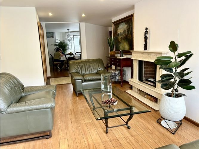 Apartamento de 3 alcobas en venta en Chico Norte, Bogotá, 120 m² · foto 5 de 20