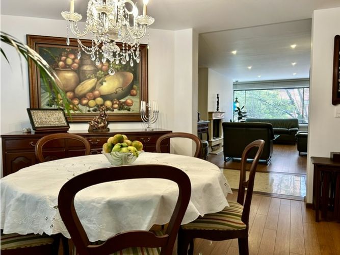Apartamento de 3 alcobas en venta en Chico Norte, Bogotá, 120 m² · foto 9 de 20