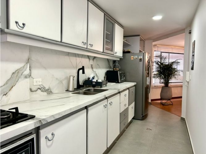Apartamento de 3 alcobas en venta en Chico Norte, Bogotá, 120 m² · foto 11 de 20