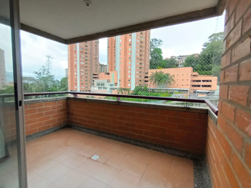 Apartamento en venta en Vía Las Palmas, Medellín · foto 8 de 24