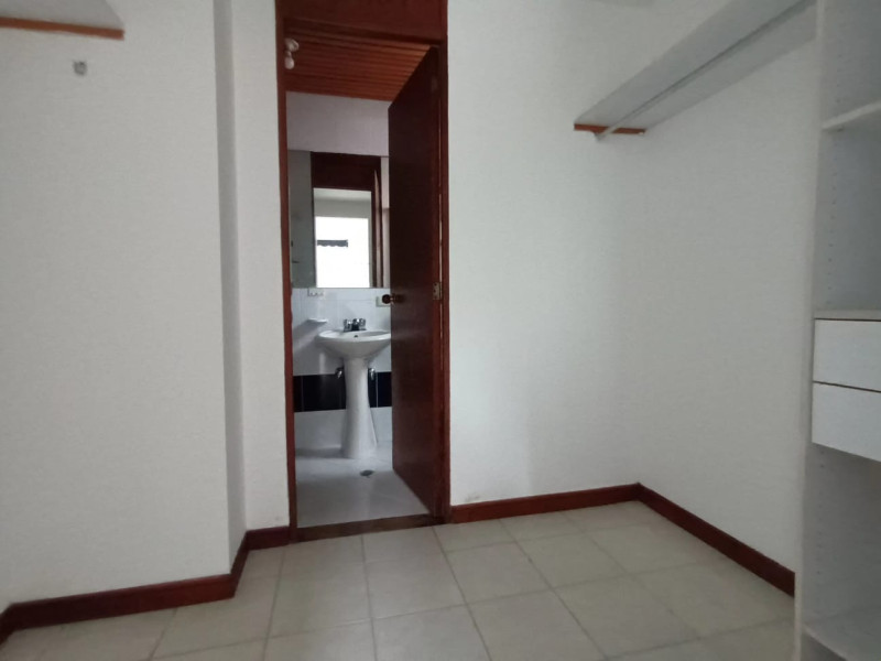 Apartamento en venta en Vía Las Palmas, Medellín · foto 17 de 24