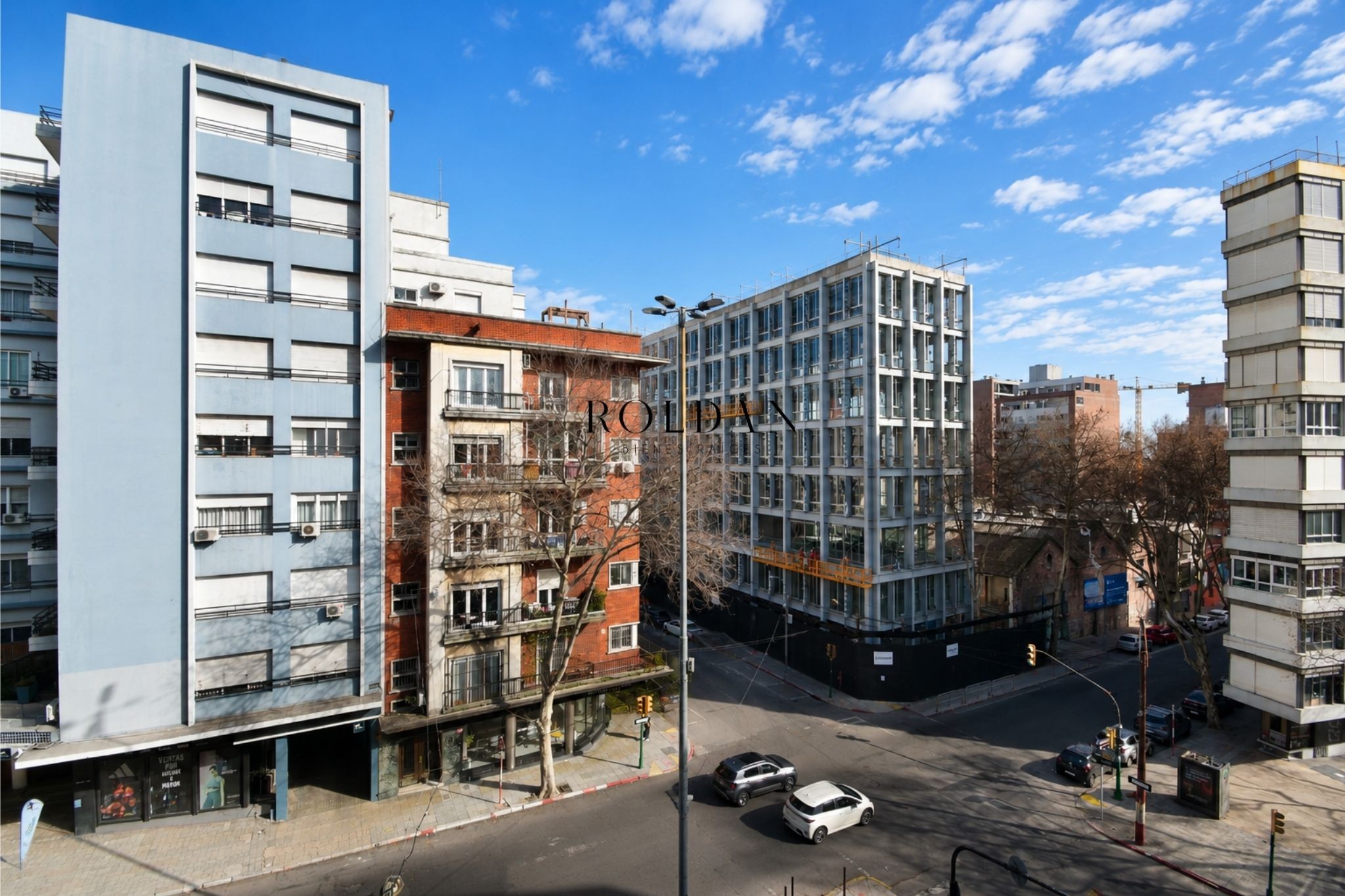 Apartamento Alquiler Parque Rodo 2 Dormitorios Unidad Amplia Y Reciclada En Inmejorable Ubicación