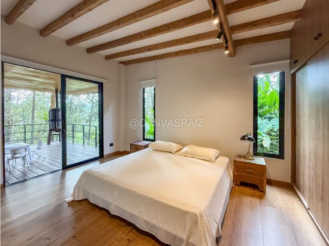 Casa de 4 alcobas en venta en El Capiro, Rionegro, 200 m² · foto 14 de 16