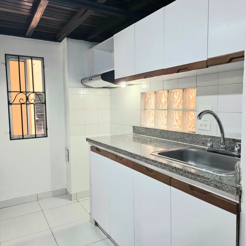 Apartamento de 2 alcobas en venta en Verbenal San Antonio, Bogotá, 72 m² · foto 8 de 24
