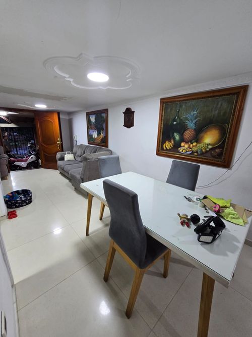 Casa de 3 alcobas en venta en La Ronda Iv, Floridablanca, 115 m² · foto 4 de 10