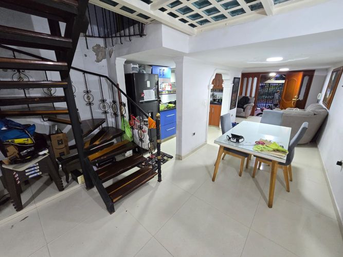 Casa de 3 alcobas en venta en La Ronda Iv, Floridablanca, 115 m² · foto 5 de 10