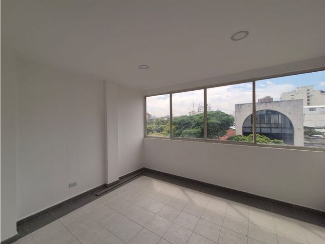 Edificio en venta en San Vicente, Cali, 656 m² · foto 6 de 24