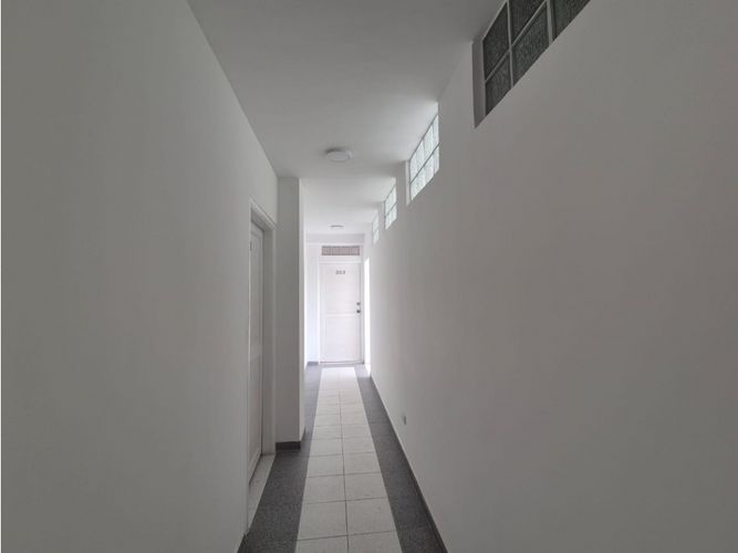 Edificio en venta en San Vicente, Cali, 656 m² · foto 9 de 24
