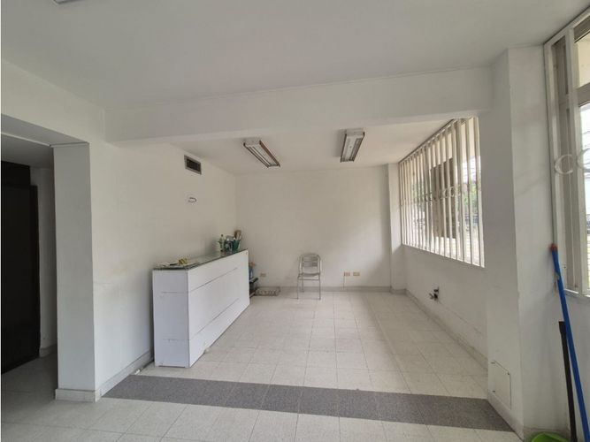 Edificio en venta en San Vicente, Cali, 656 m² · foto 18 de 24