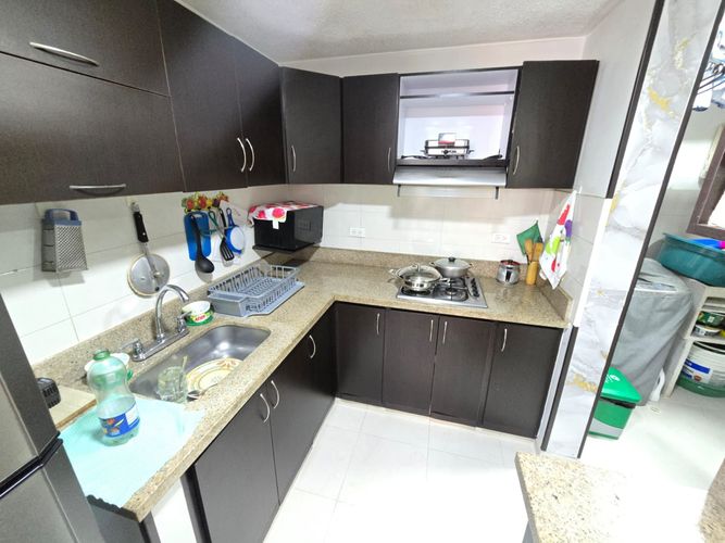 Apartamento de 3 alcobas en venta en Aranjuez, Floridablanca, 74 m² · foto 3 de 11
