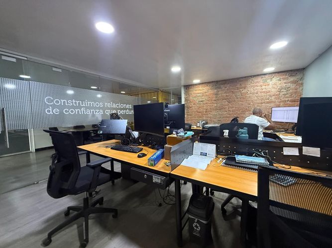 Oficina en arriendo en San Vicente, Cali, 221 m² · foto 9 de 24