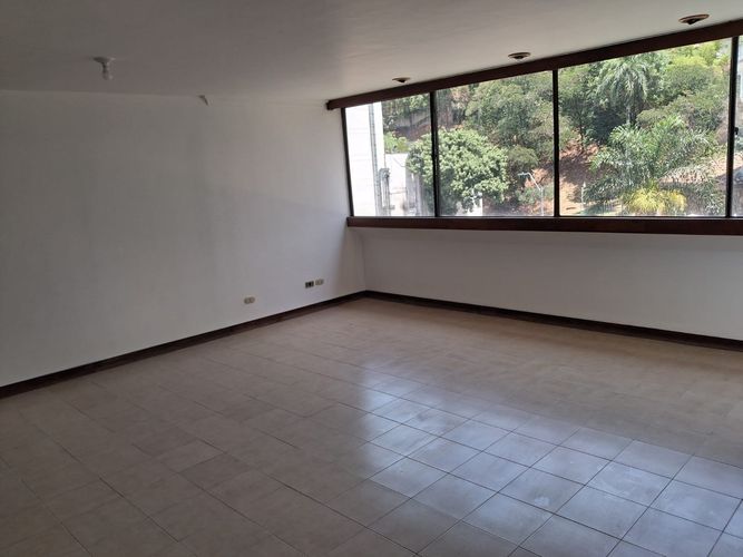 Apartamento de 2 alcobas en venta en Juanambu, Cali, 95 m² · foto 6 de 24