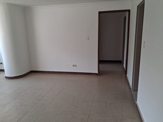 Apartamento de 2 alcobas en venta en Juanambu, Cali, 95 m² · foto 13 de 24