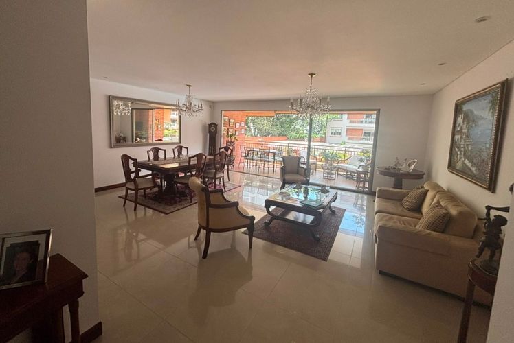 Apartamento de 3 alcobas en venta en Pance, Cali, 218 m² · foto 11 de 21