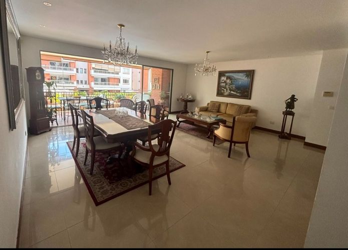 Apartamento de 3 alcobas en venta en Pance, Cali, 218 m² · foto 12 de 21