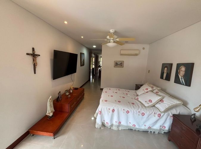 Apartamento de 3 alcobas en venta en Pance, Cali, 218 m² · foto 18 de 21