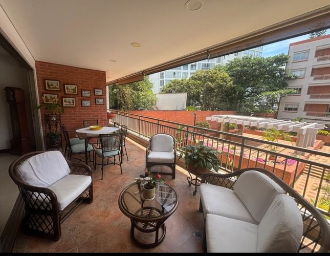 Apartamento de 3 alcobas en venta en Pance, Cali, 218 m² · foto 17 de 21