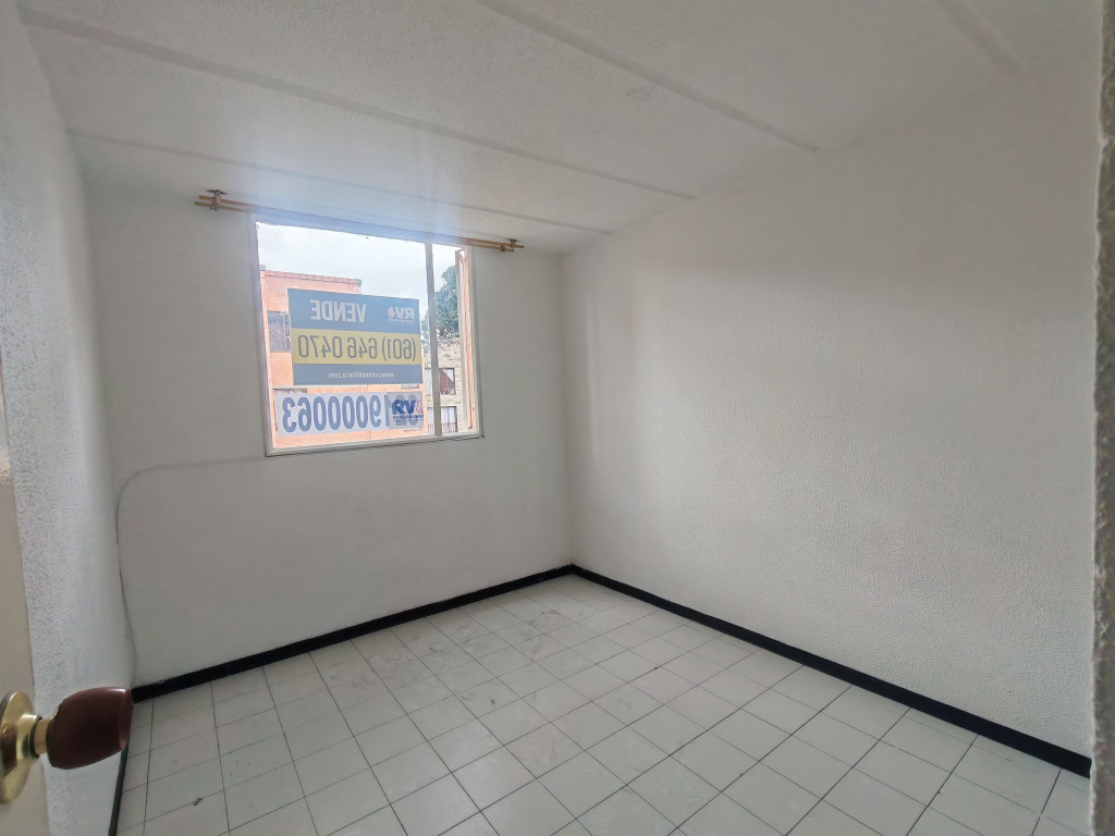 Apartamento en venta en Buenos Aires, Bogotá · foto 2 de 15