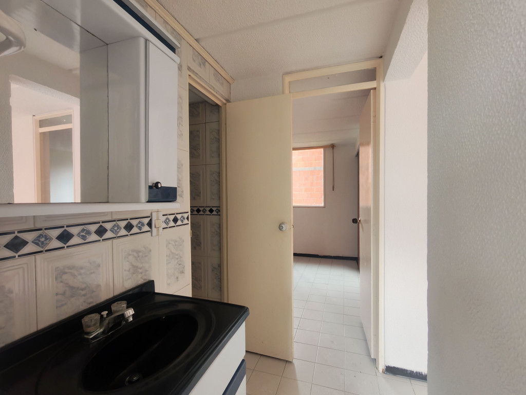 Apartamento en venta en Buenos Aires, Bogotá · foto 4 de 15