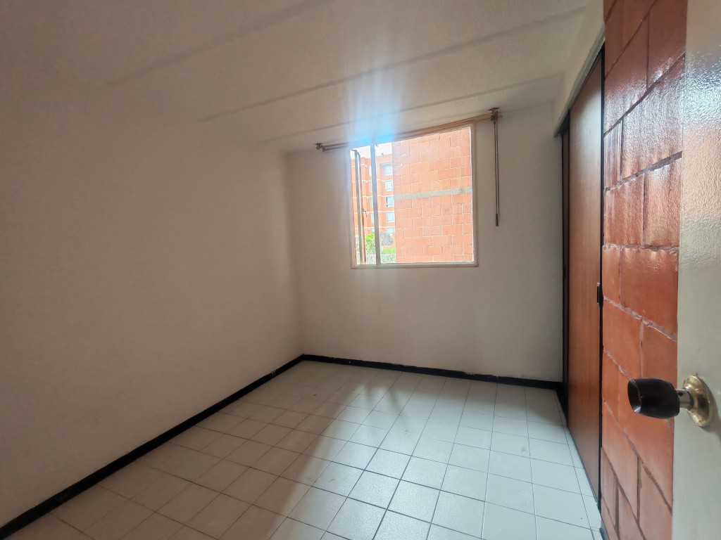 Apartamento en venta en Buenos Aires, Bogotá · foto 6 de 15