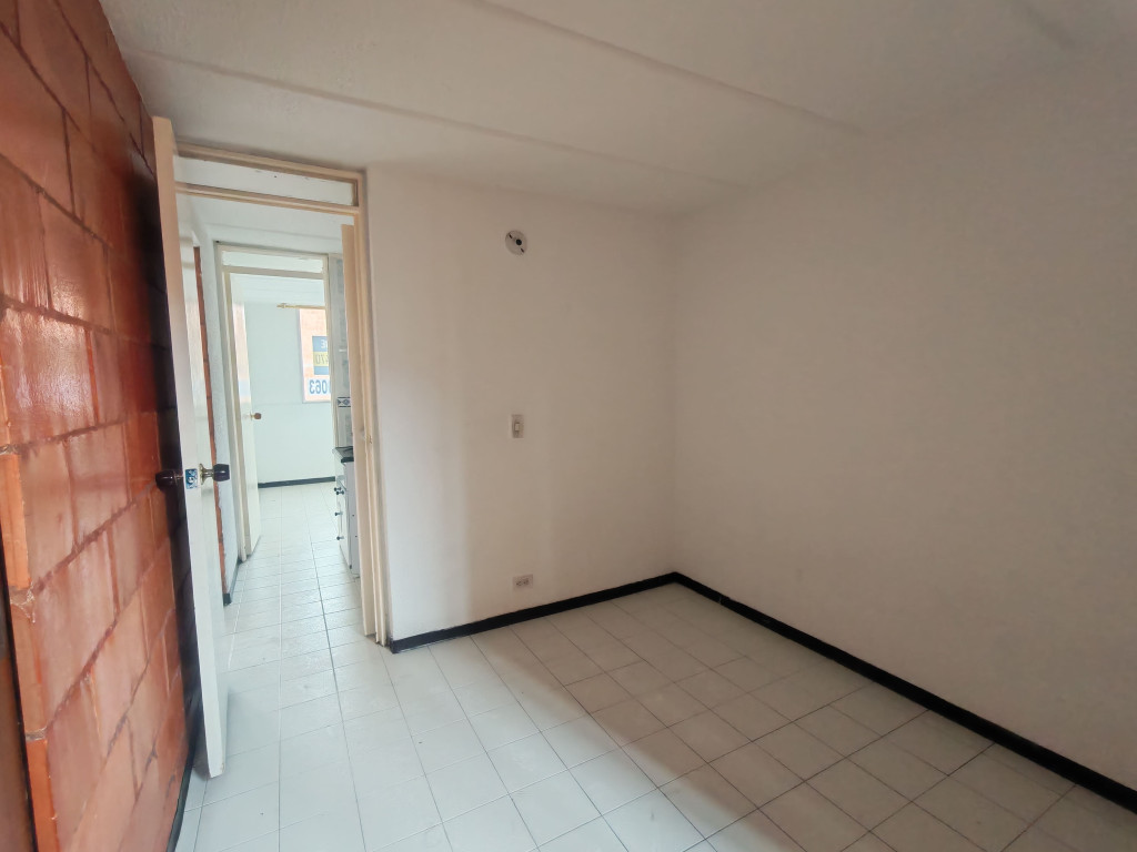 Apartamento en venta en Buenos Aires, Bogotá · foto 8 de 15