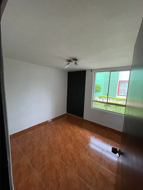 Casa de 4 alcobas en venta en El Milagro, Armenia, 96 m² · foto 2 de 15